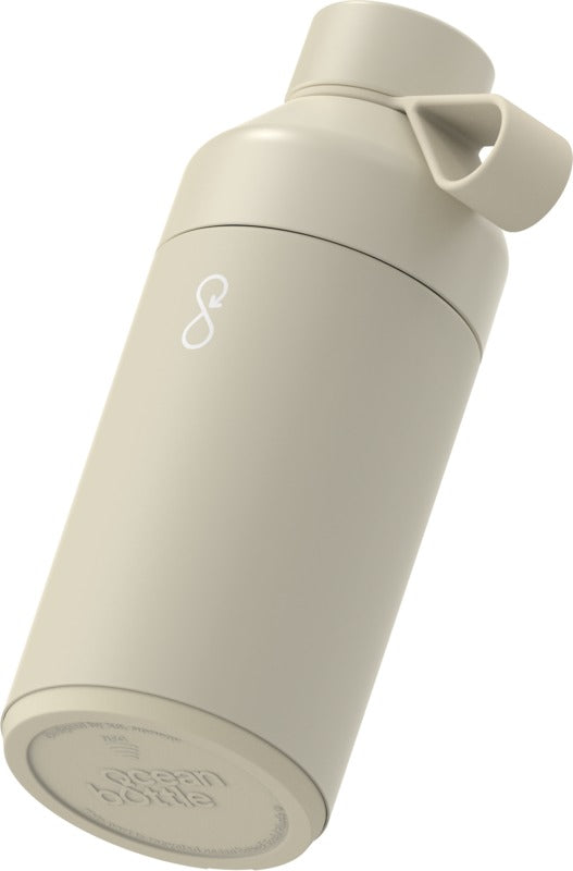 Ocean Bottle 750ml Vacuum Insulated Water Bottle