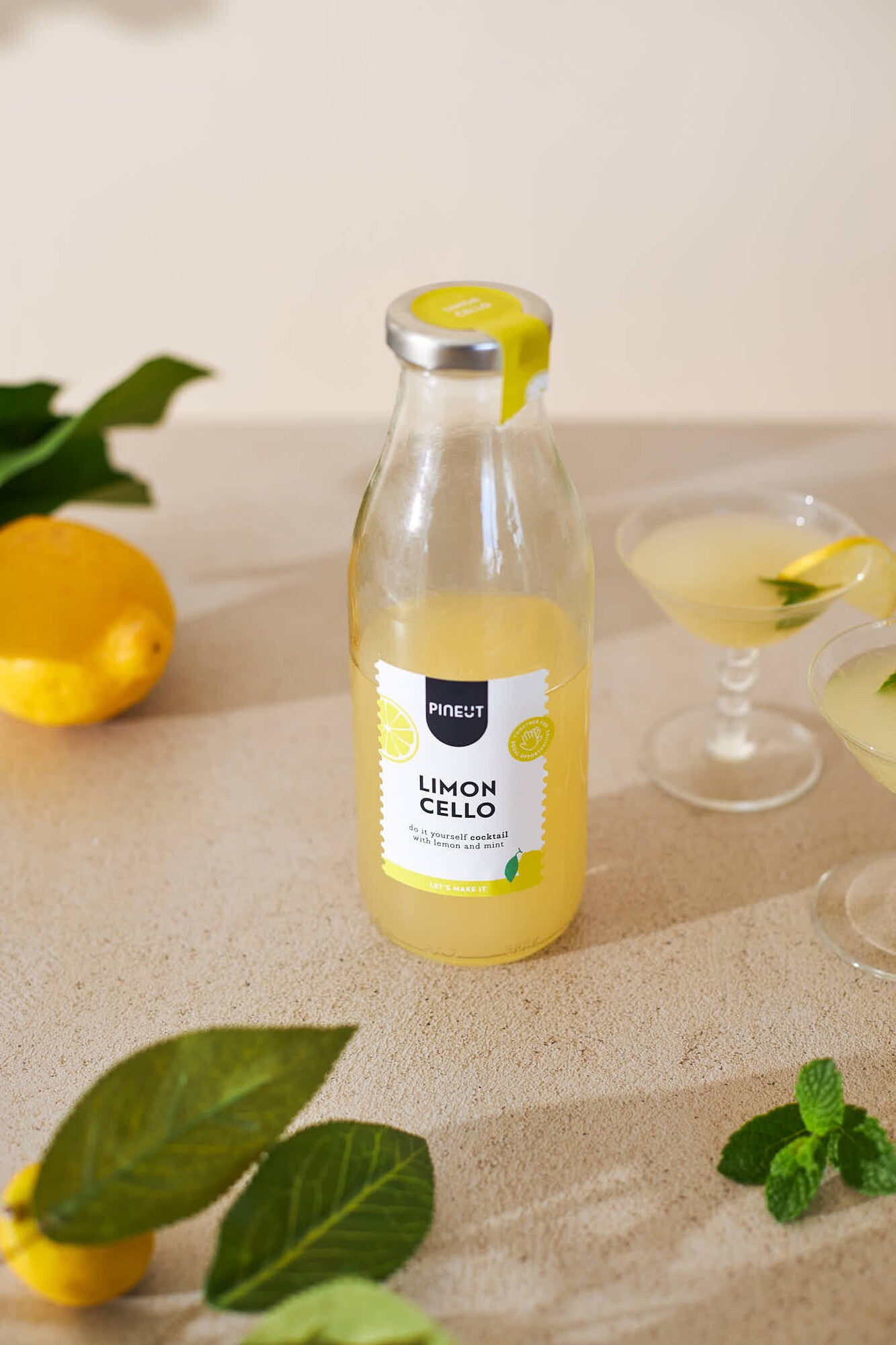 Pineut Cocktail | bottle | Limoncello BIO
