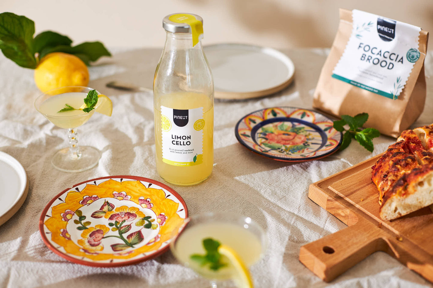 Pineut Cocktail | bottle | Limoncello BIO