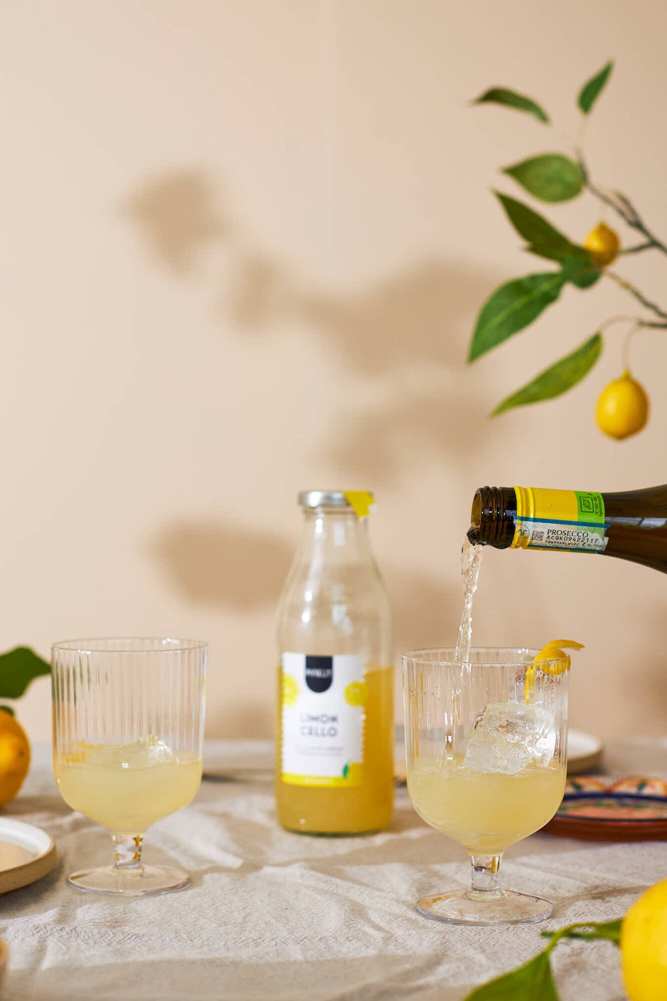 Pineut Cocktail | bottle | Limoncello BIO