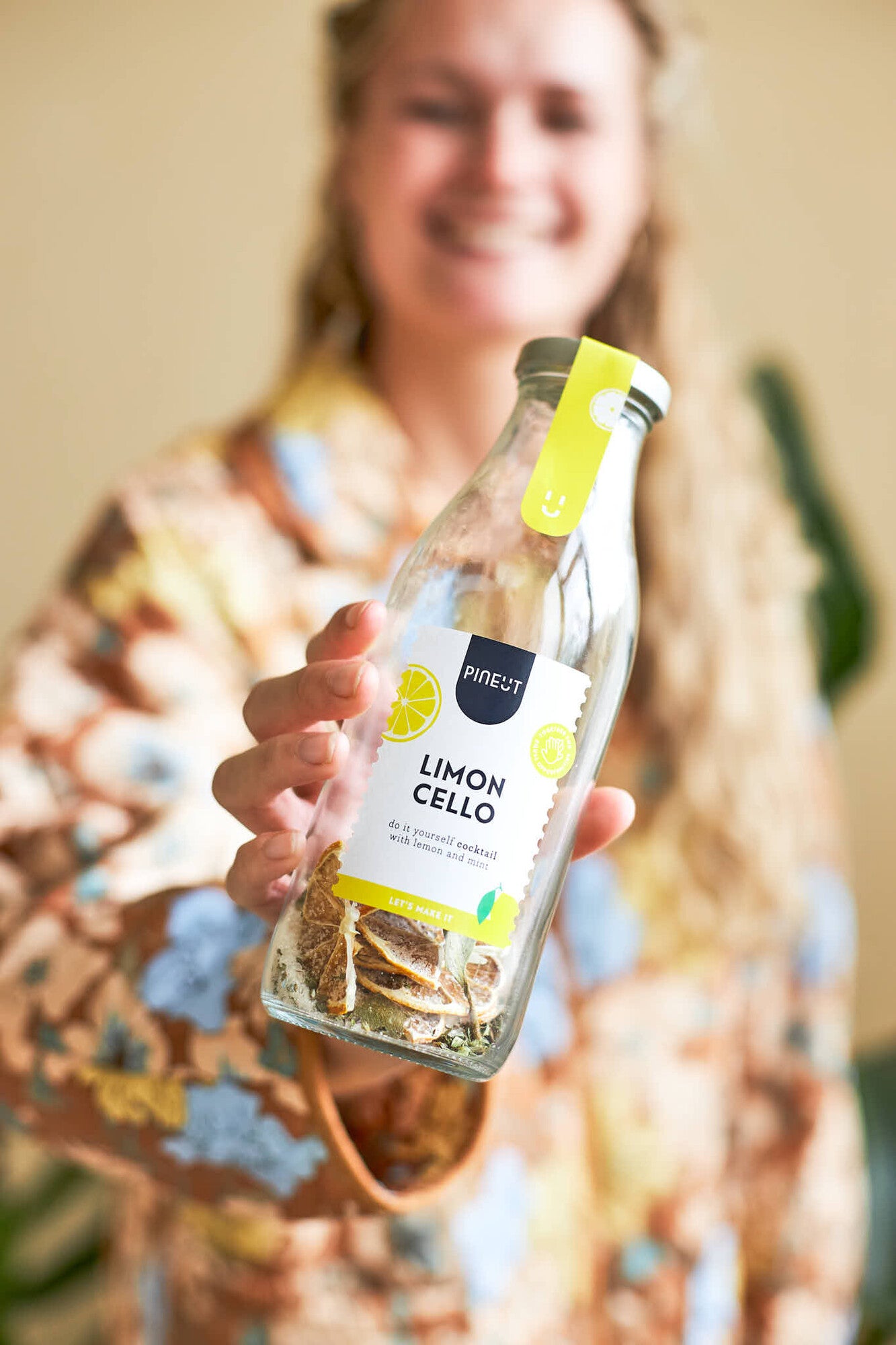 Pineut Cocktail | bottle | Limoncello BIO